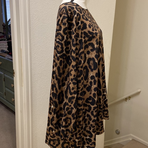 SHEIN CURVE Leopard Plus Size Women’s Tunic - Picture 5 of 11